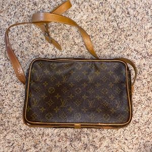 Louis Vuitton messenger bag